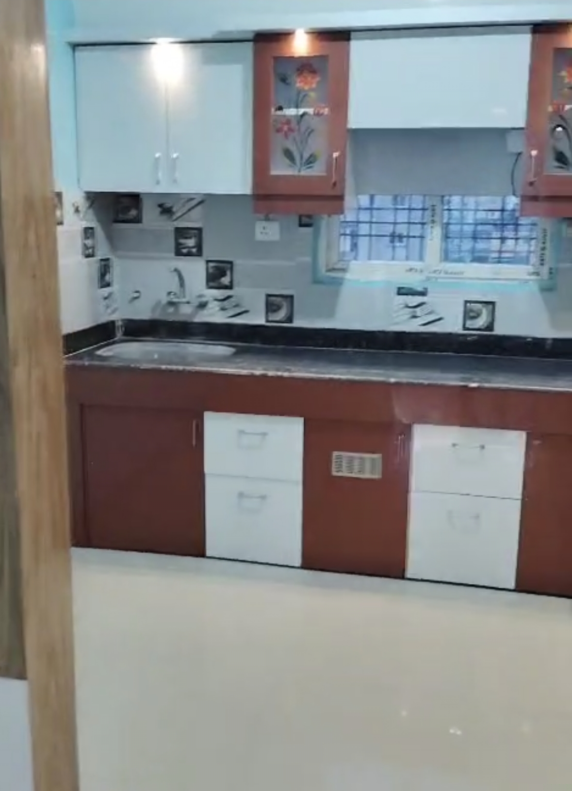 4BHK  near danapur railway - Image 3