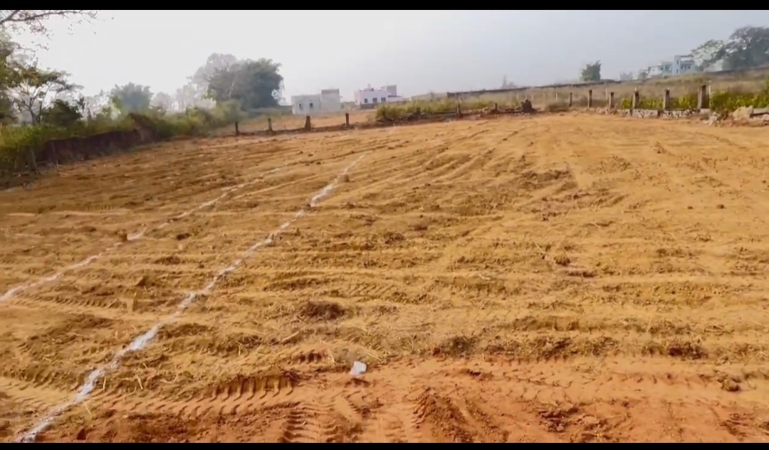 Plot near YBN university - Image 2