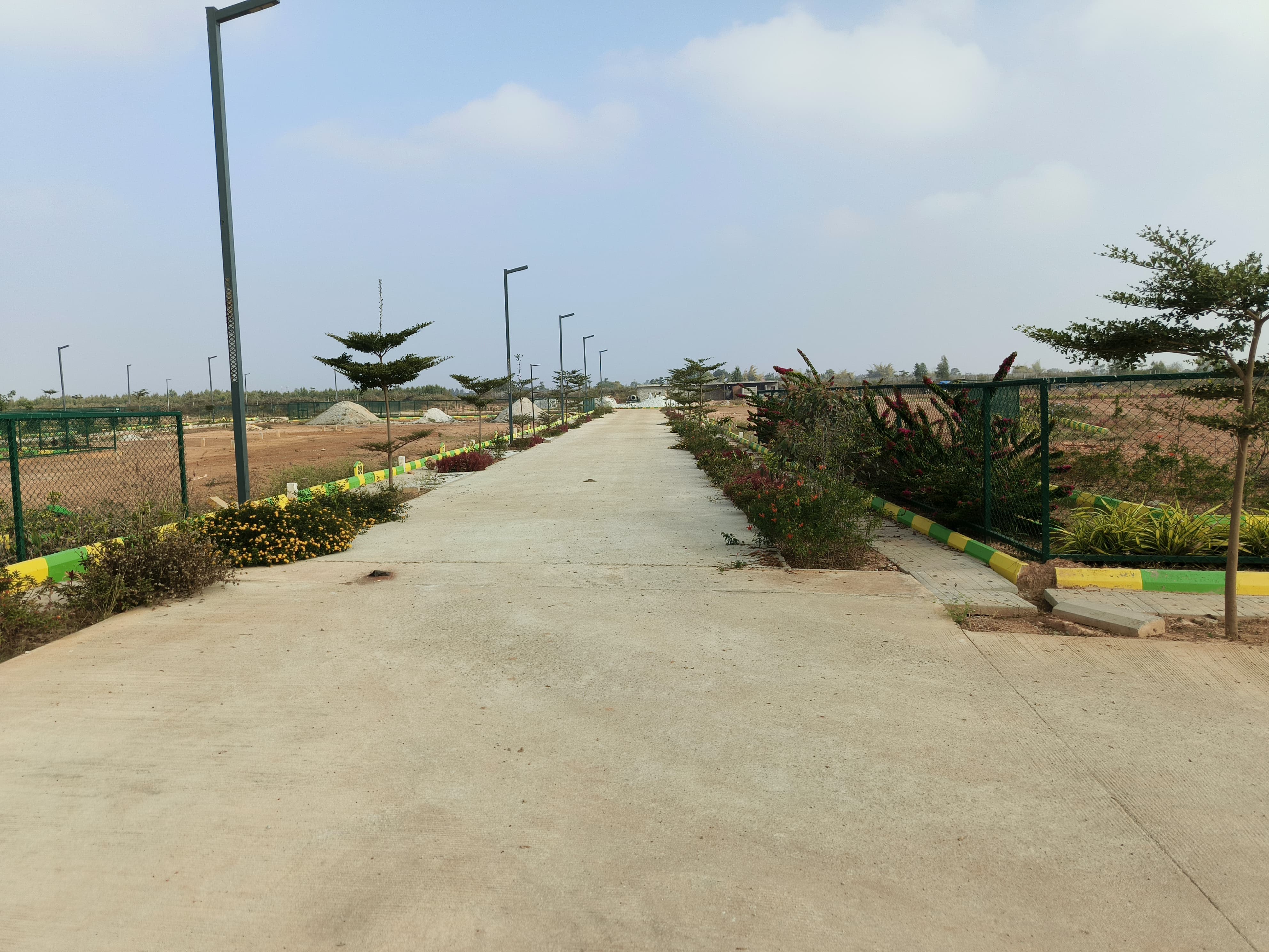 Oraiyan Royal Township in Hoskote — Photo 3